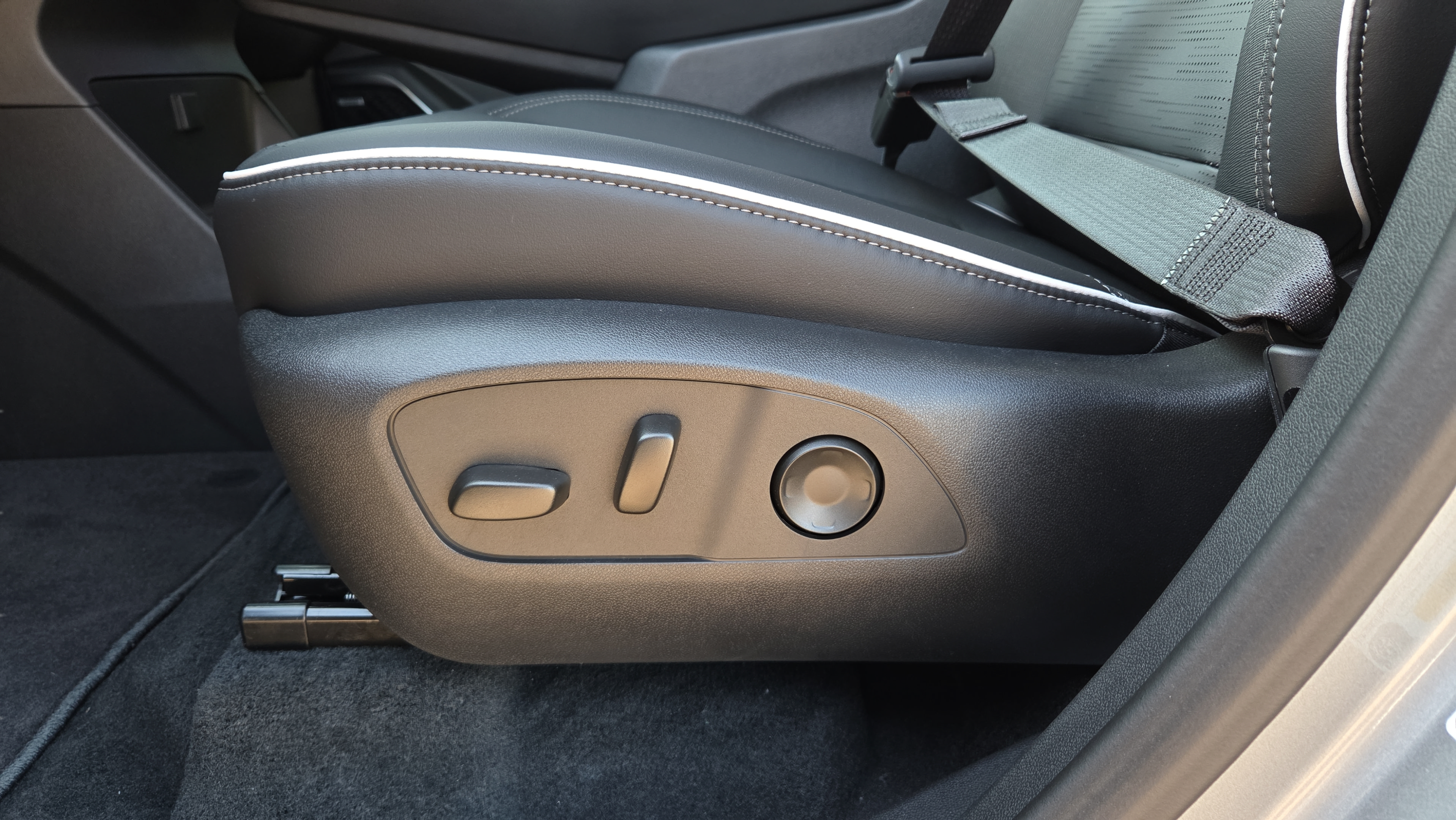 New 2026 Buick Enclave Sport Touring w/ Super Cruise Package FWD image 25