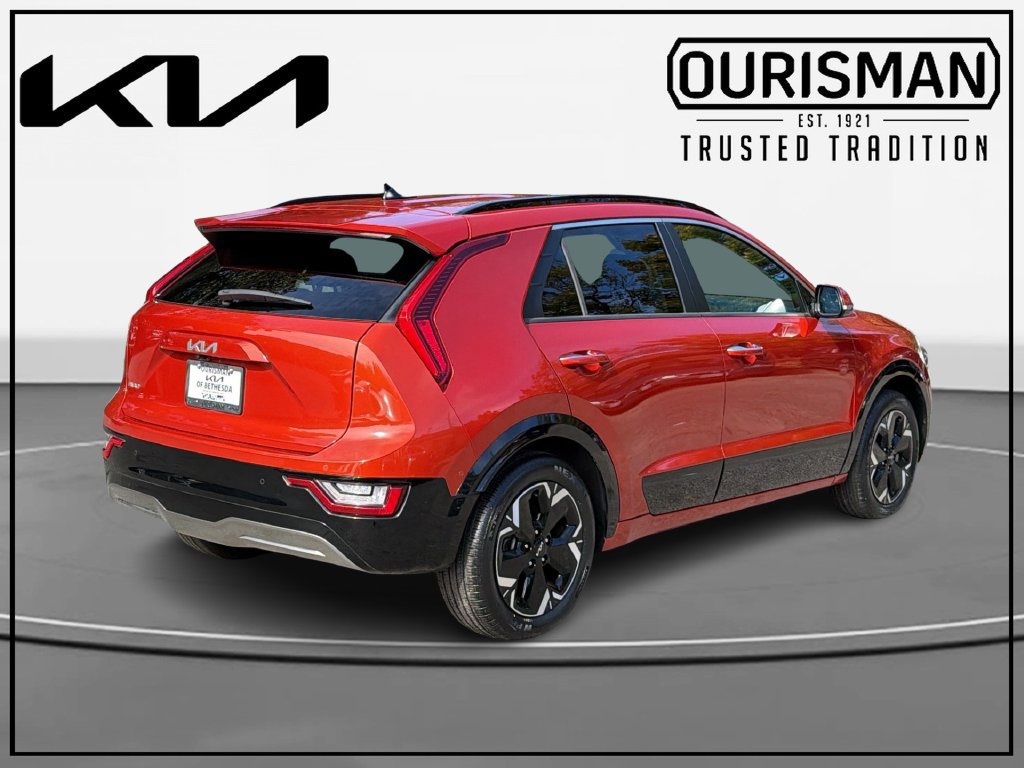 Used 2023 Kia Niro Wave w/ Wave Preserve Package FWD image 4