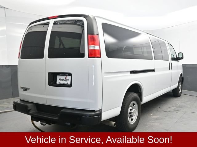 Used 2024 Chevrolet Express 3500 LS RWD image 6