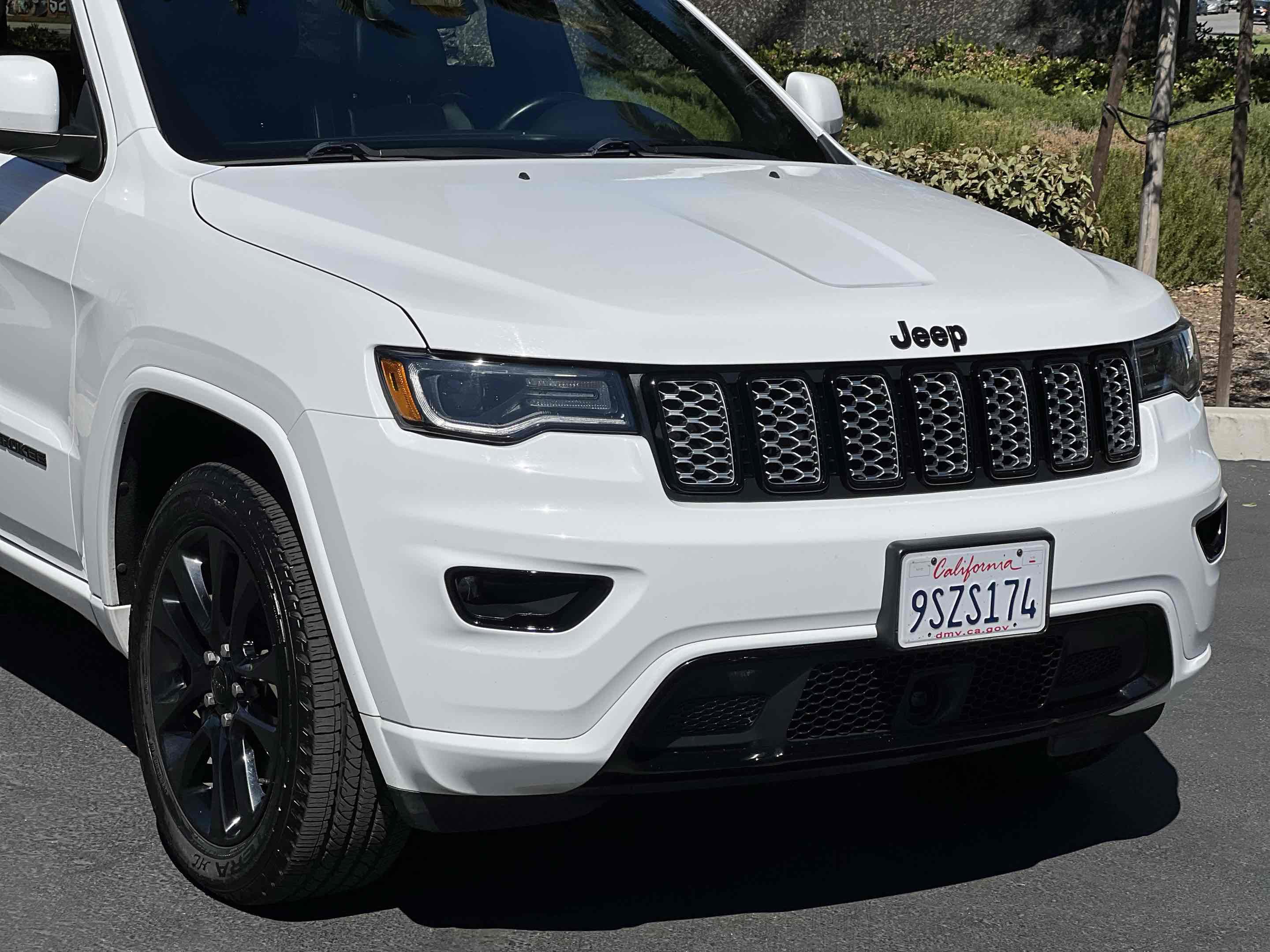 Used 2021 Jeep Grand Cherokee Laredo X image 53