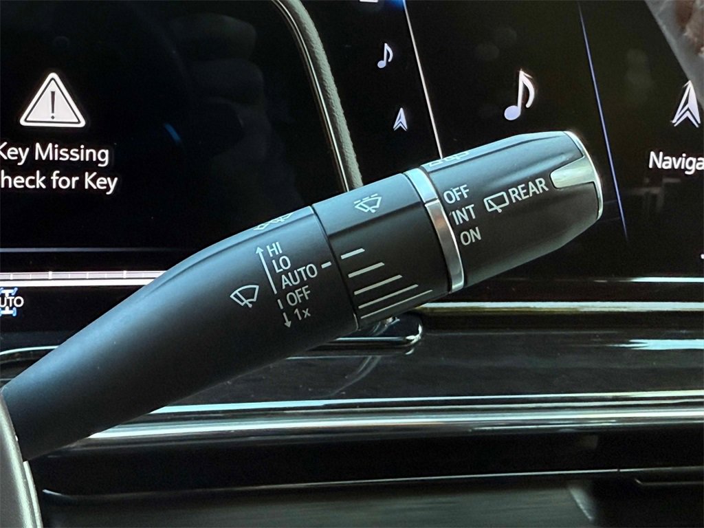 Certified 2024 Cadillac Escalade ESV Sport Platinum w/ LPO, ONYX Package image 34