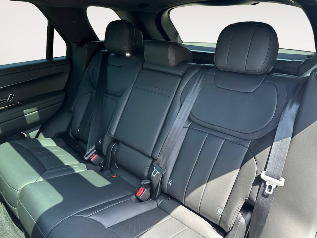 New 2026 Land Rover Range Rover Sport Dynamic SE AWD/4WD image 13