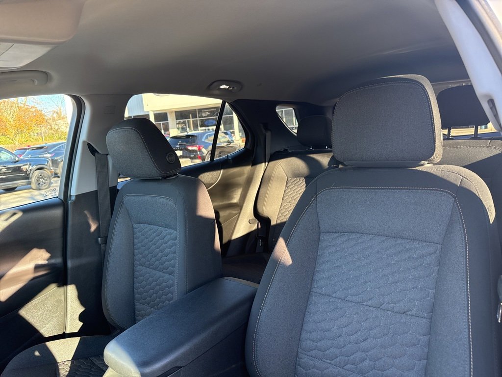 Used 2021 Chevrolet Equinox LT image 22