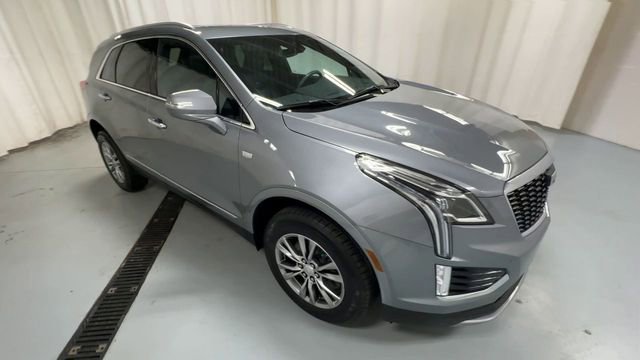 Certified 2023 Cadillac XT5 Premium Luxury image 2