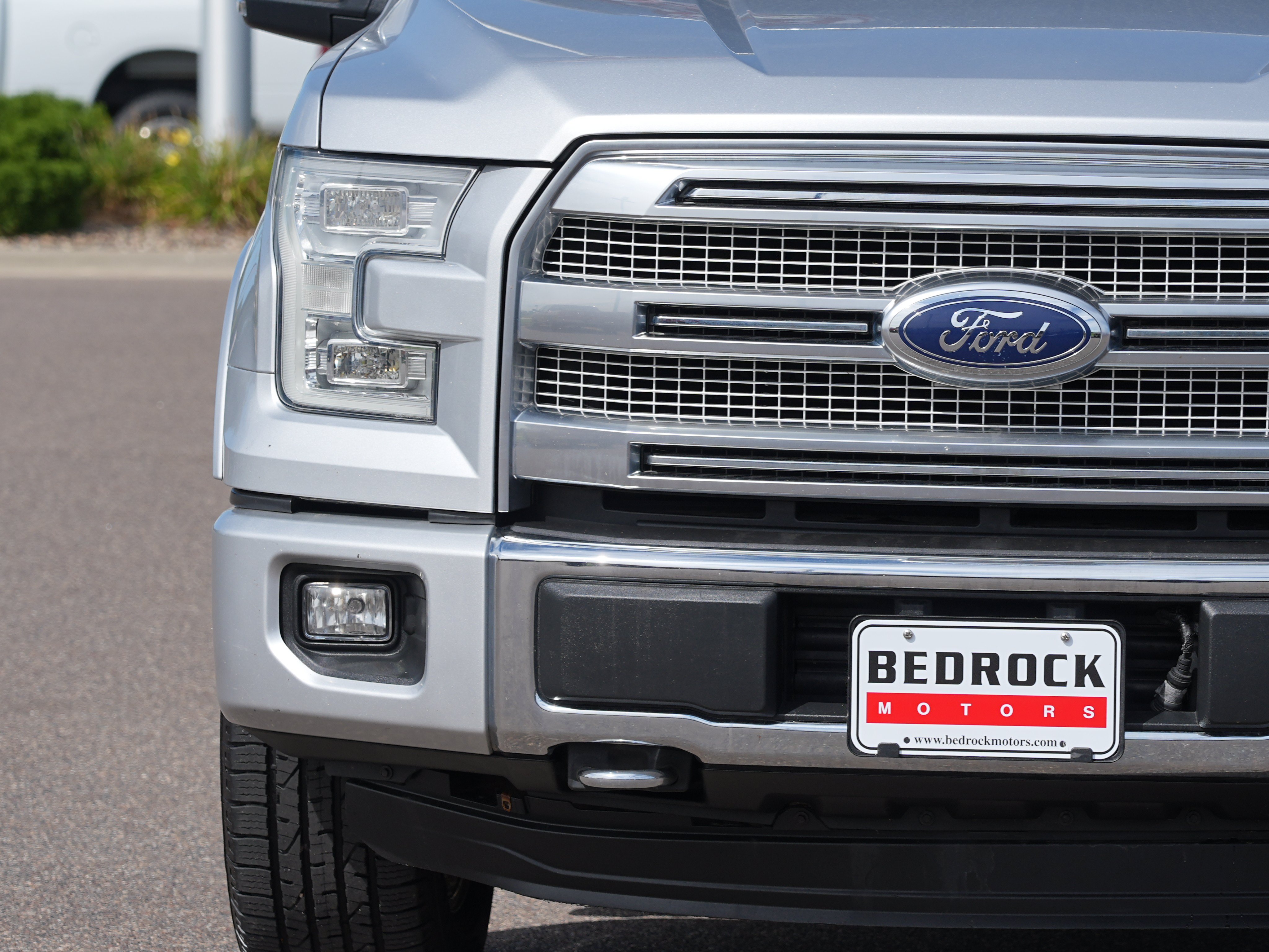 Used 2015 Ford F150 Platinum w/ Max Trailer Tow Package AWD/4WD image 9