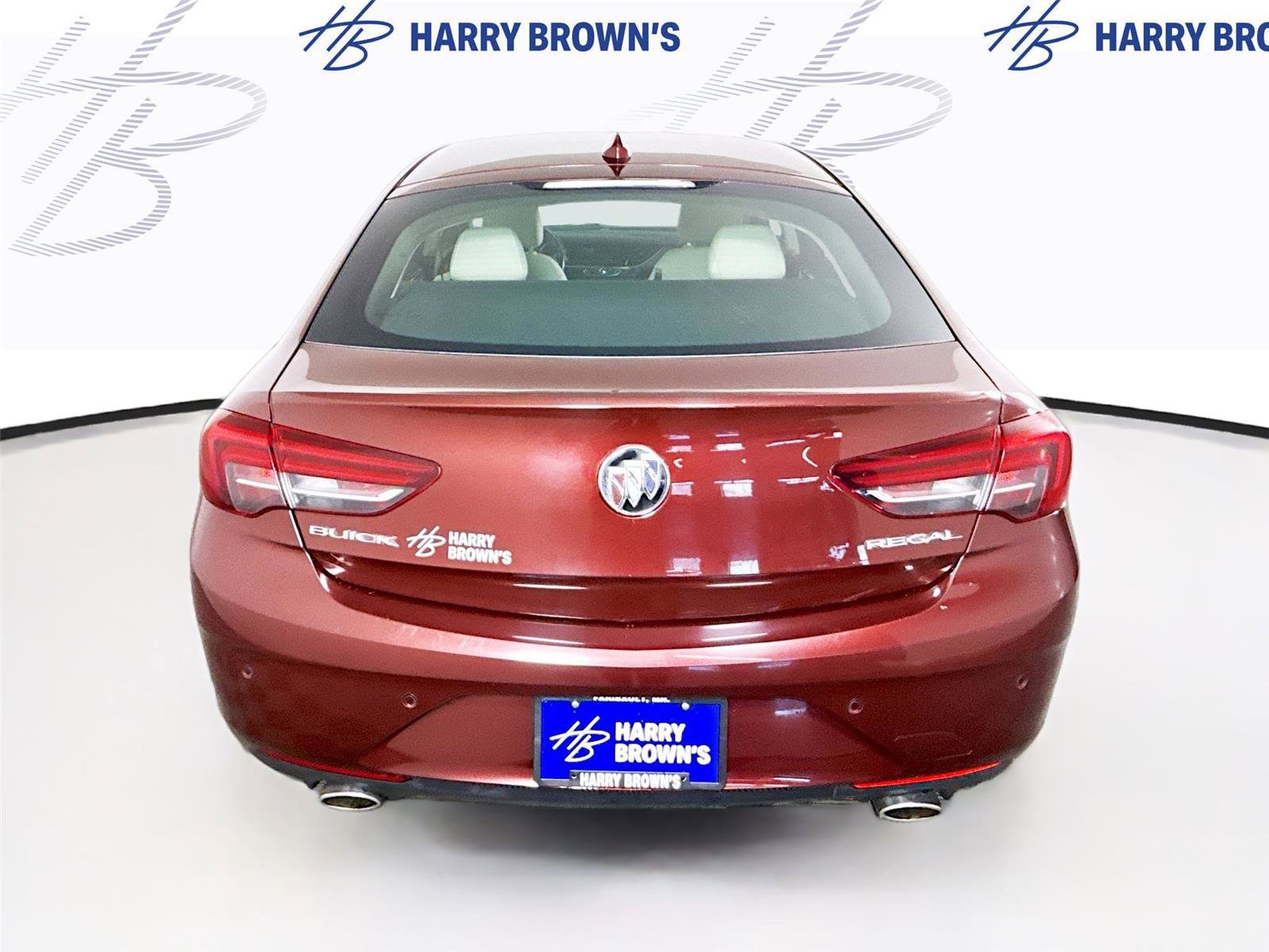 Used 2018 Buick Regal Essence w/ Driver Confidence Package #1 image 31