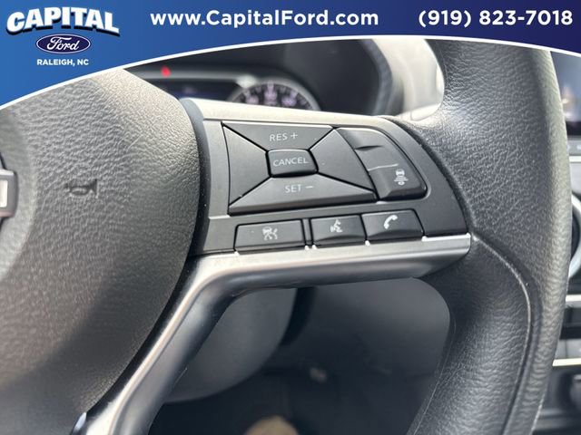 Used 2025 Nissan Sentra SV image 23