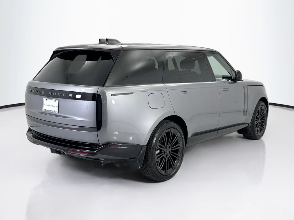 New 2026 Land Rover Range Rover Long Wheelbase SE AWD/4WD image 5