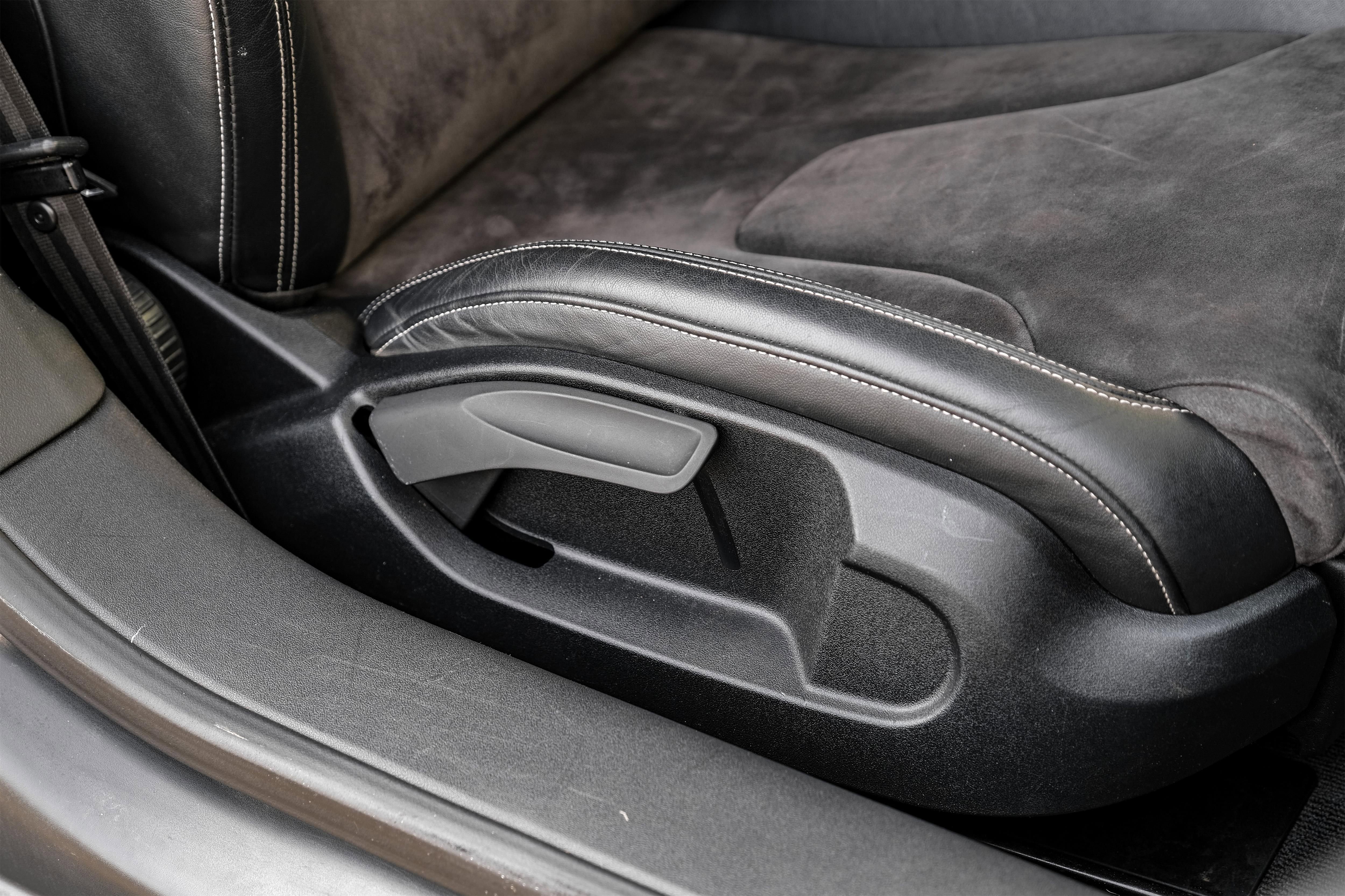 Used 2010 Audi TTS 2.0T Premium image 27