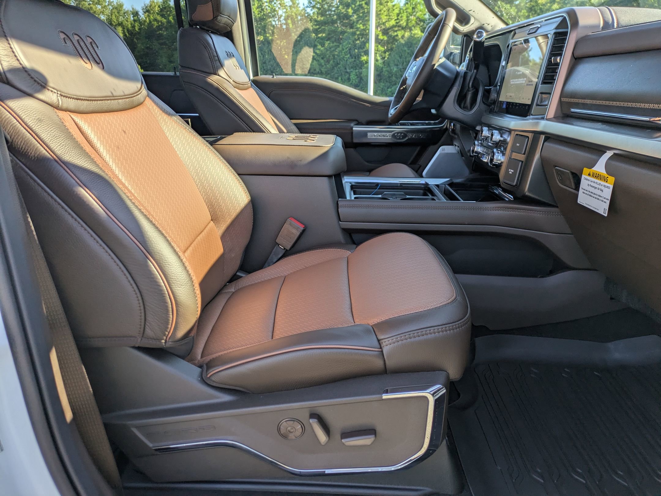 New 2026 Ford F350 King Ranch w/ Chrome Package image 37