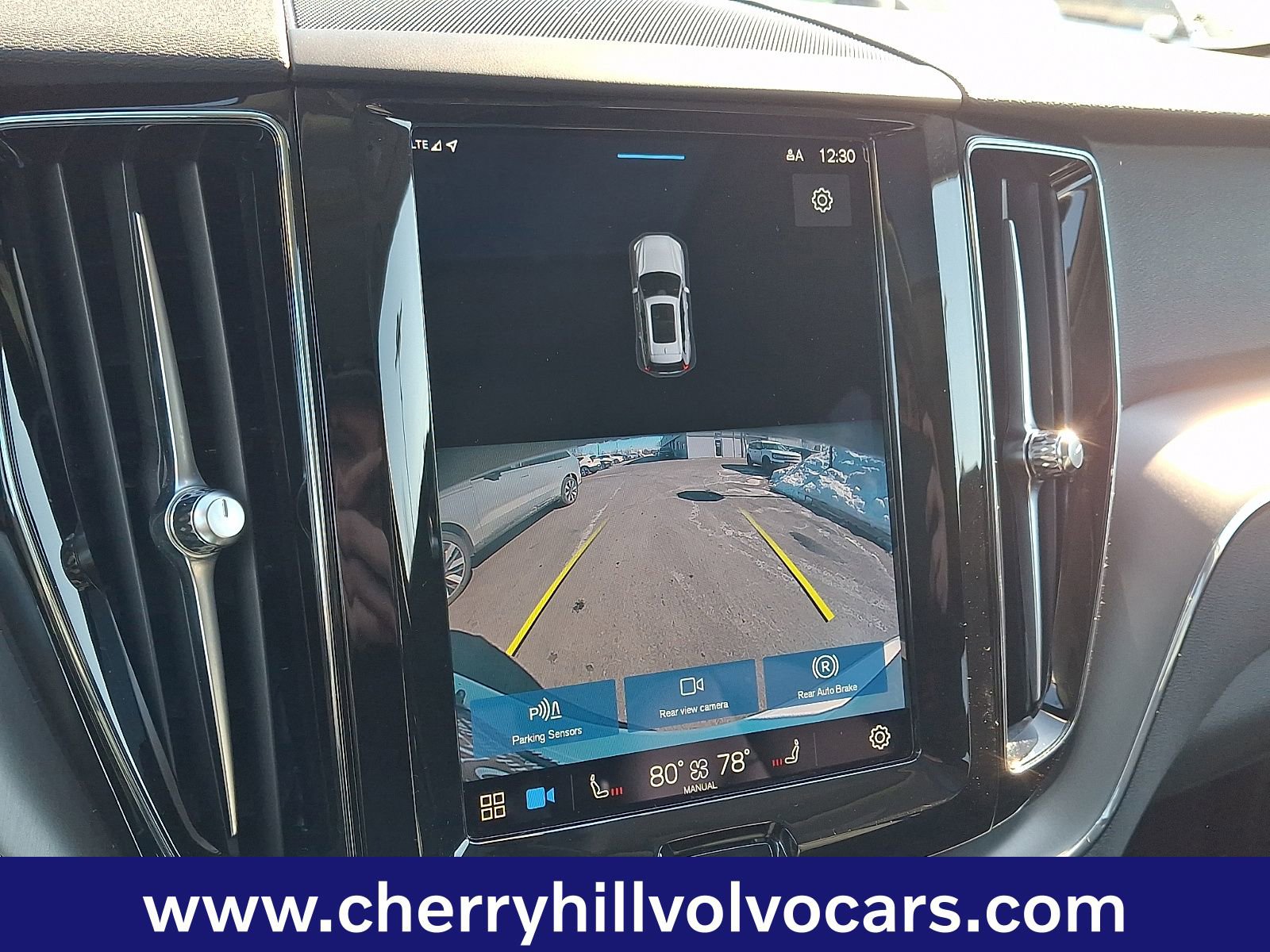 Certified 2023 Volvo XC60 B5 Core image 19