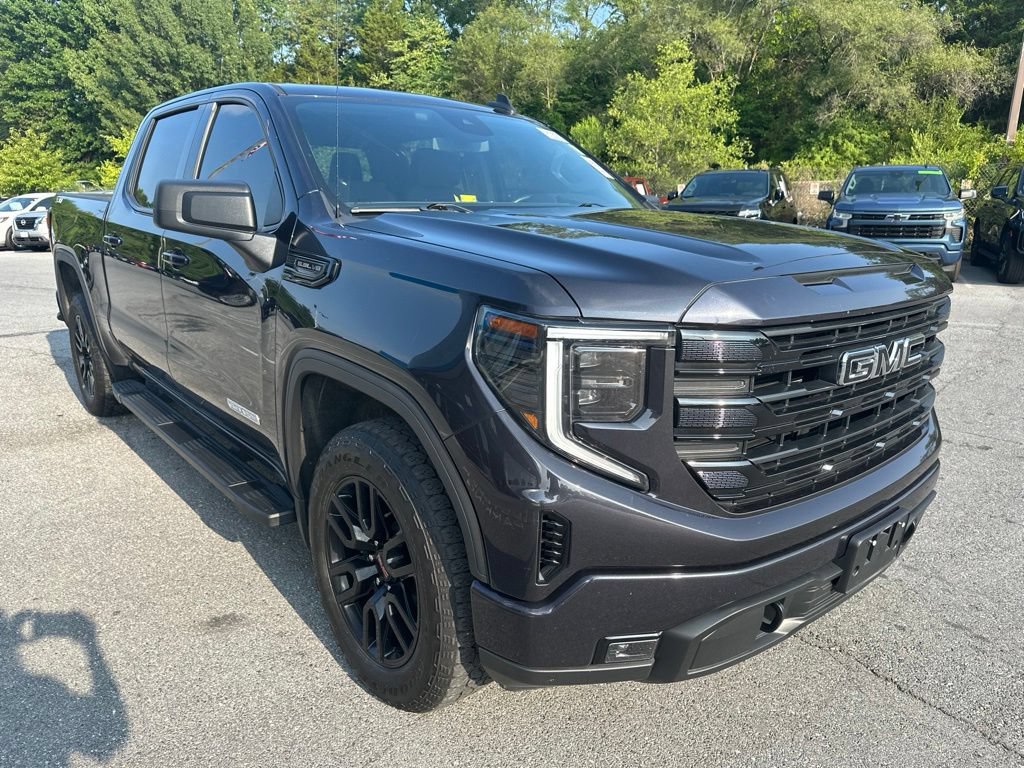 Used 2024 GMC Sierra 1500 Elevation w/ LPO, Elevation Black Package AWD/4WD image 3