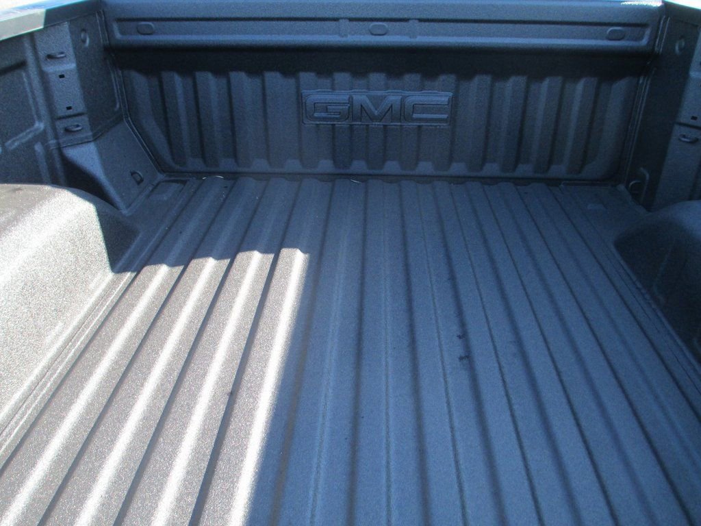 New 2026 GMC Sierra 1500 SLT w/ SLT Premium Plus Package image 6