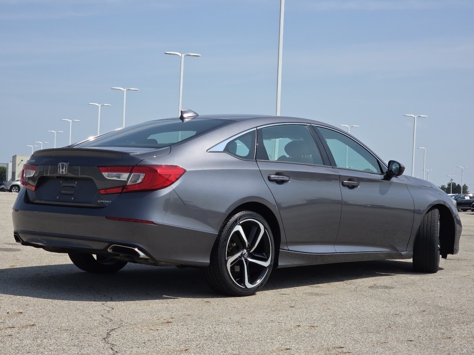 Used 2018 Honda Accord Sport image 15