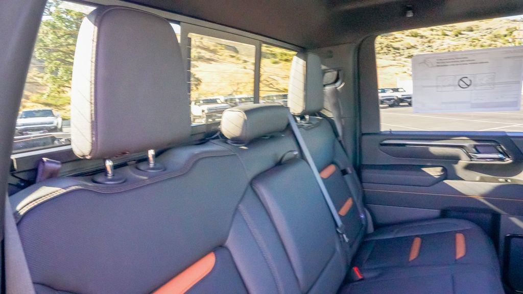 New 2026 GMC Sierra 2500 AT4 w/ AT4 Premium Plus Package image 17