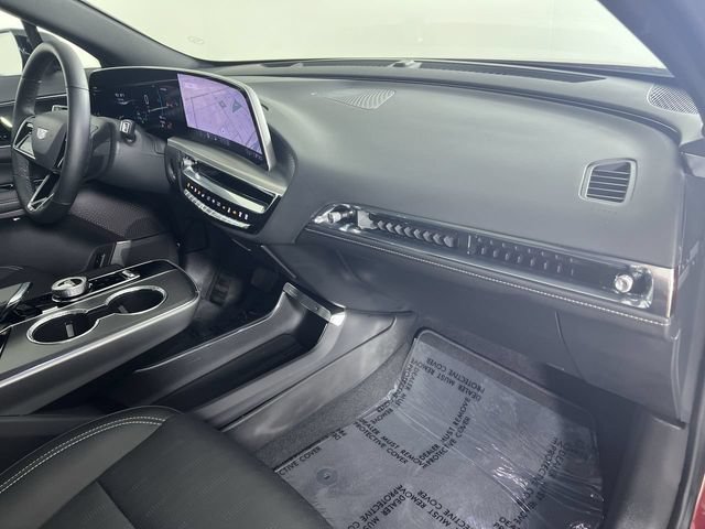 Used 2025 Cadillac Lyriq Sport AWD/4WD image 30