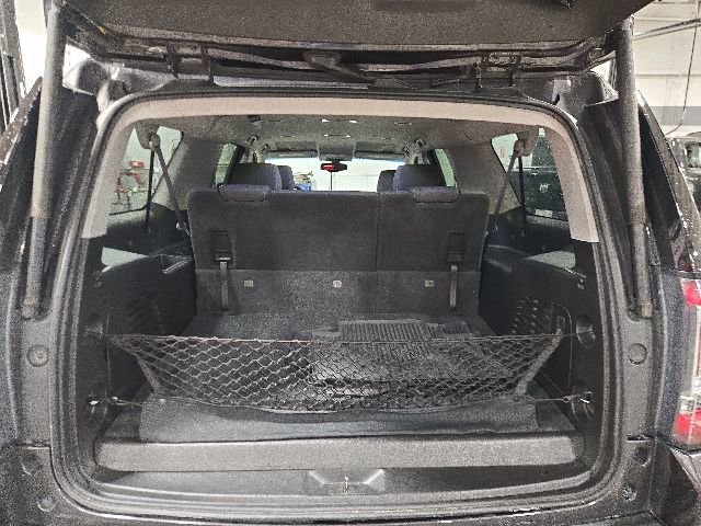 Used 2017 GMC Yukon XL SLE w/ SLE Value Package AWD/4WD image 12