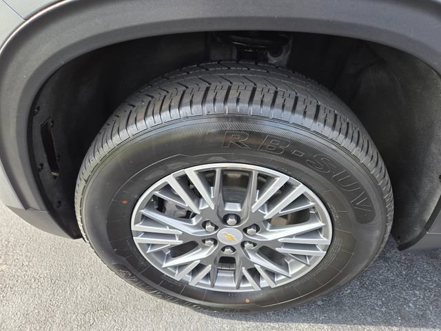 Used 2026 Chevrolet Traverse LT AWD/4WD image 25