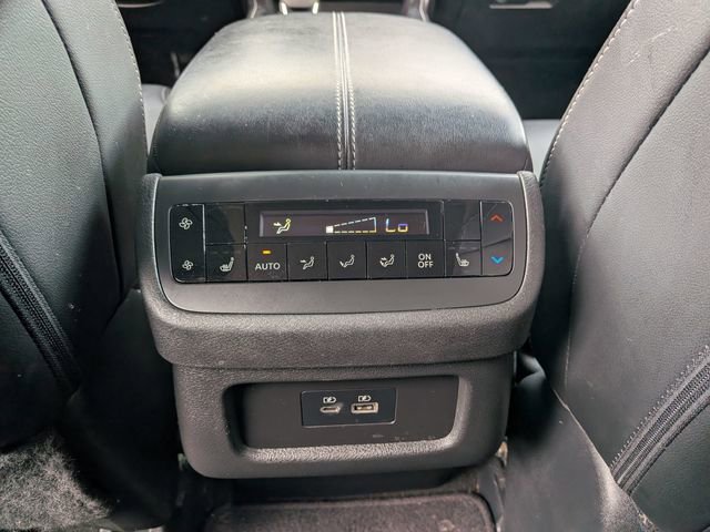 Used 2024 Nissan Pathfinder SL w/ SL Premium Package image 25