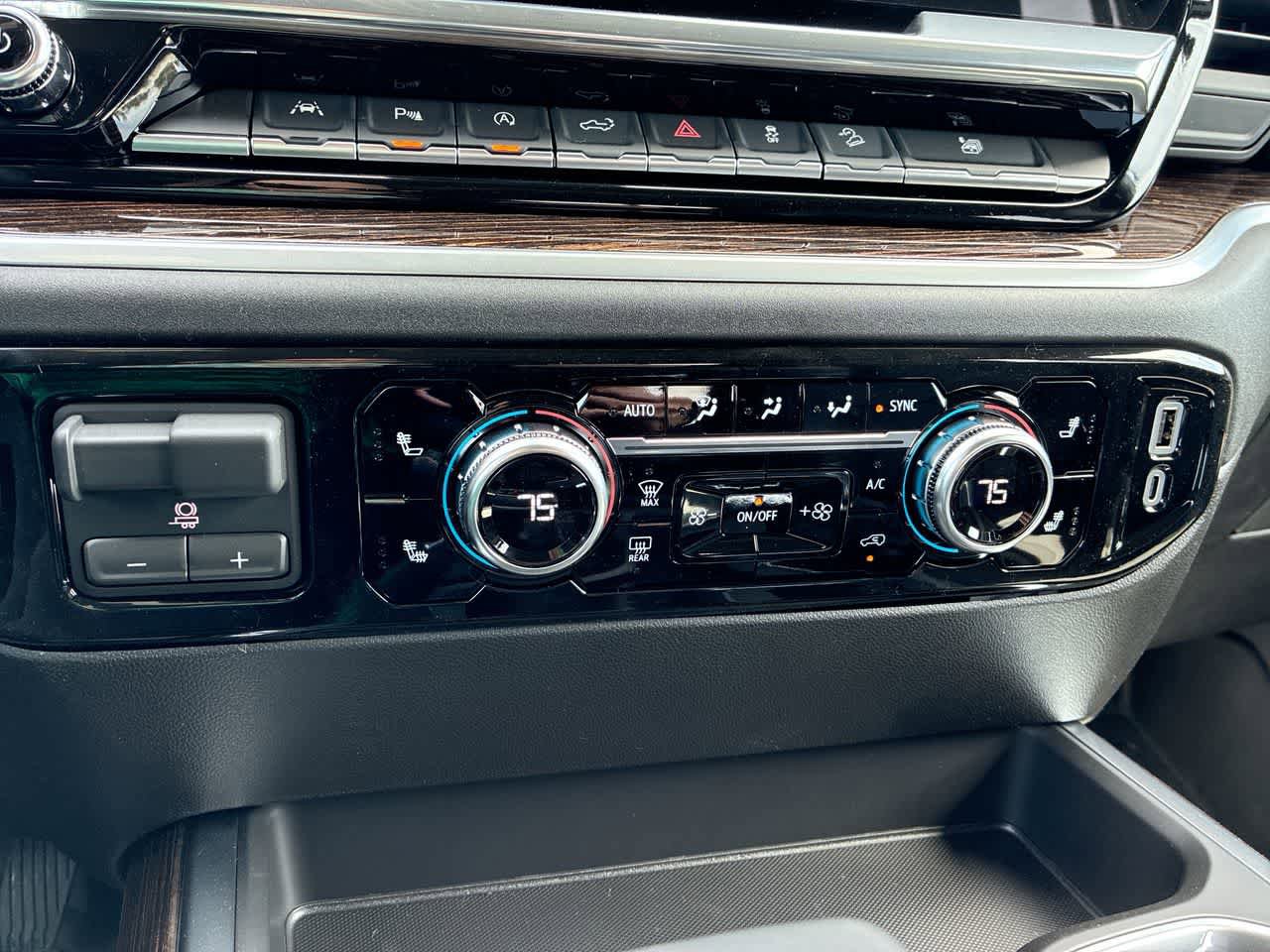 New 2026 GMC Sierra 1500 Elevation w/ Elevation Premium Package image 18