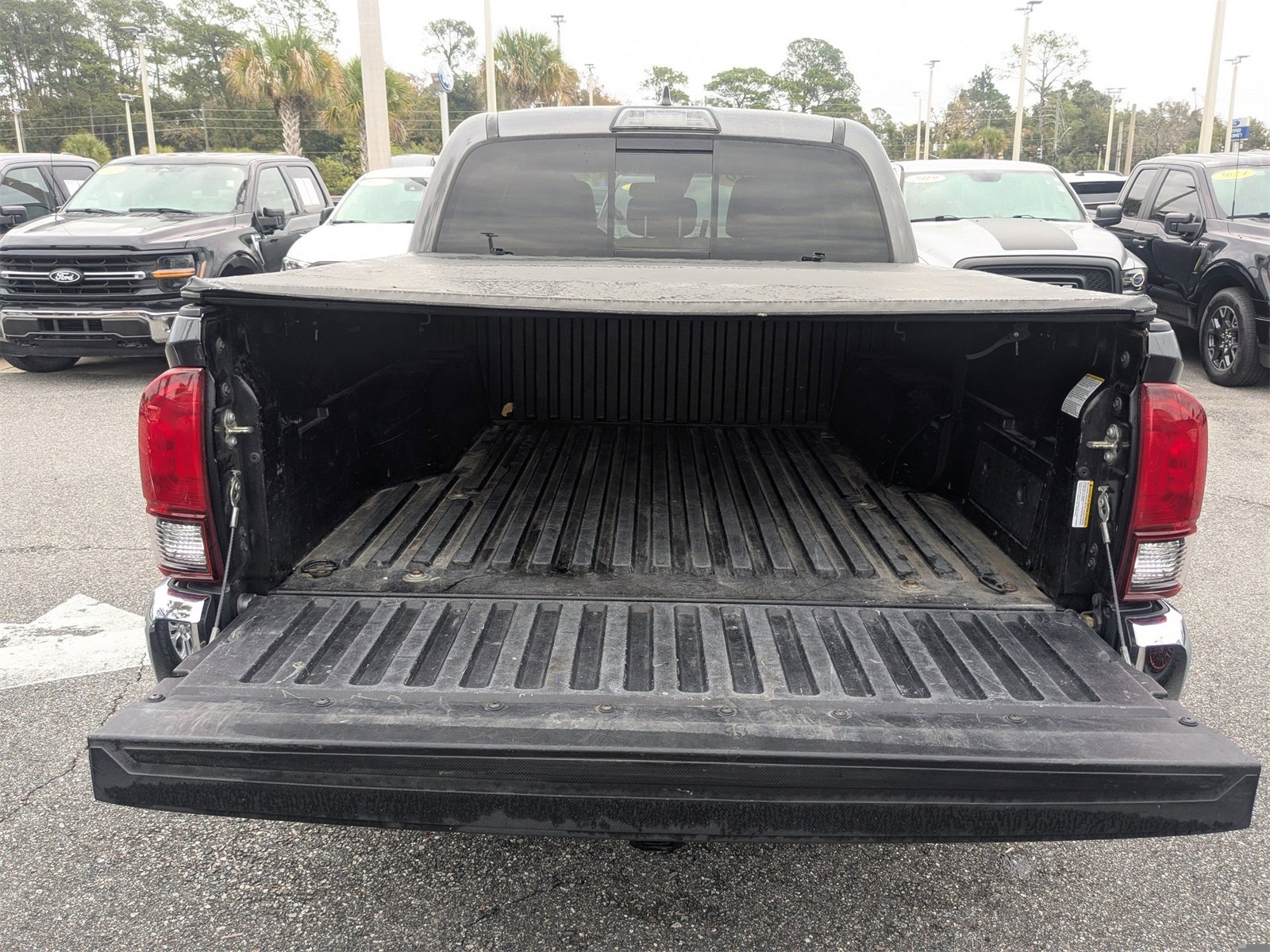 Used 2019 Toyota Tacoma SR5 image 13