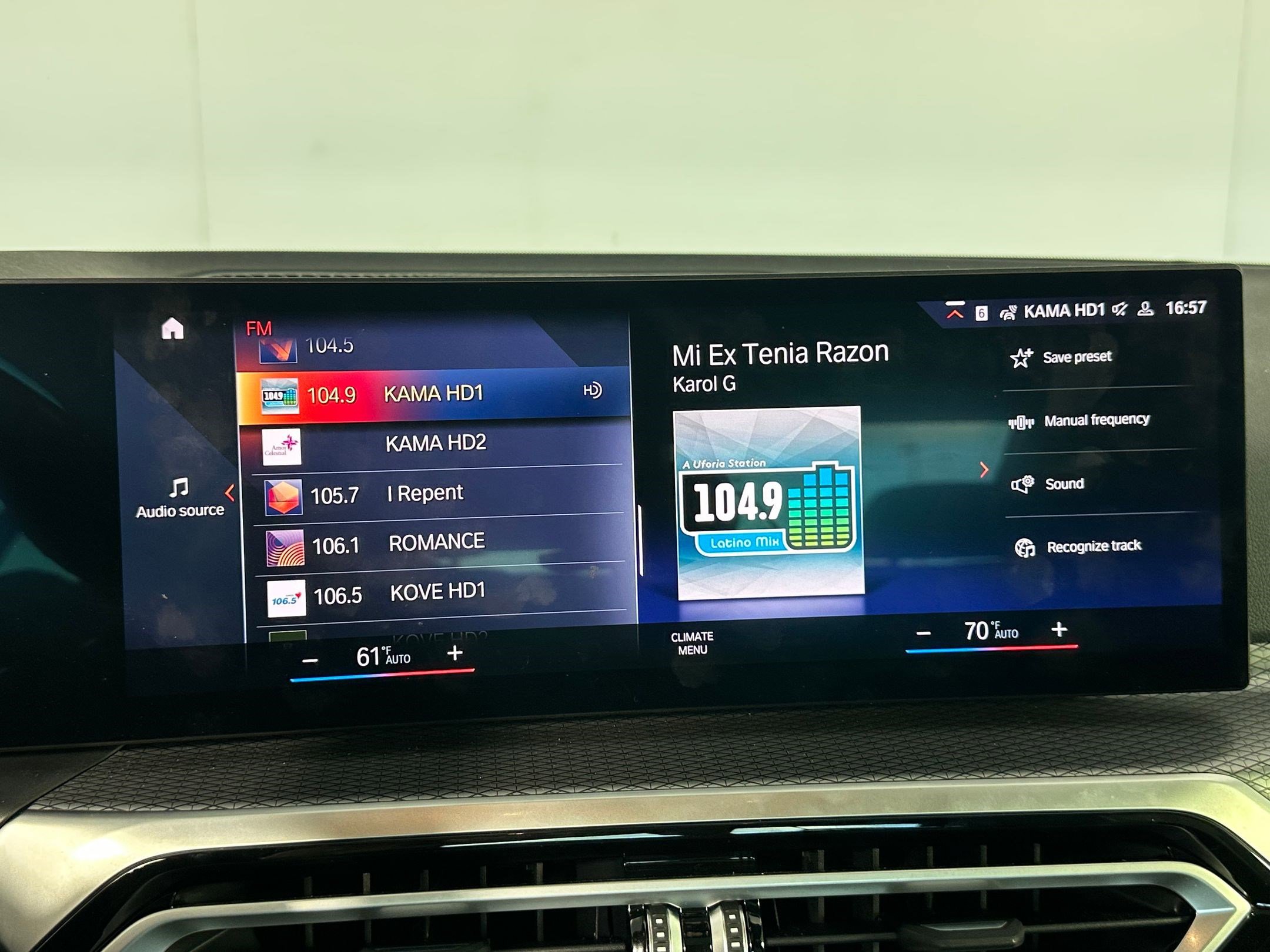 Certified 2023 BMW 330i Sedan w/ M Sport Package image 23