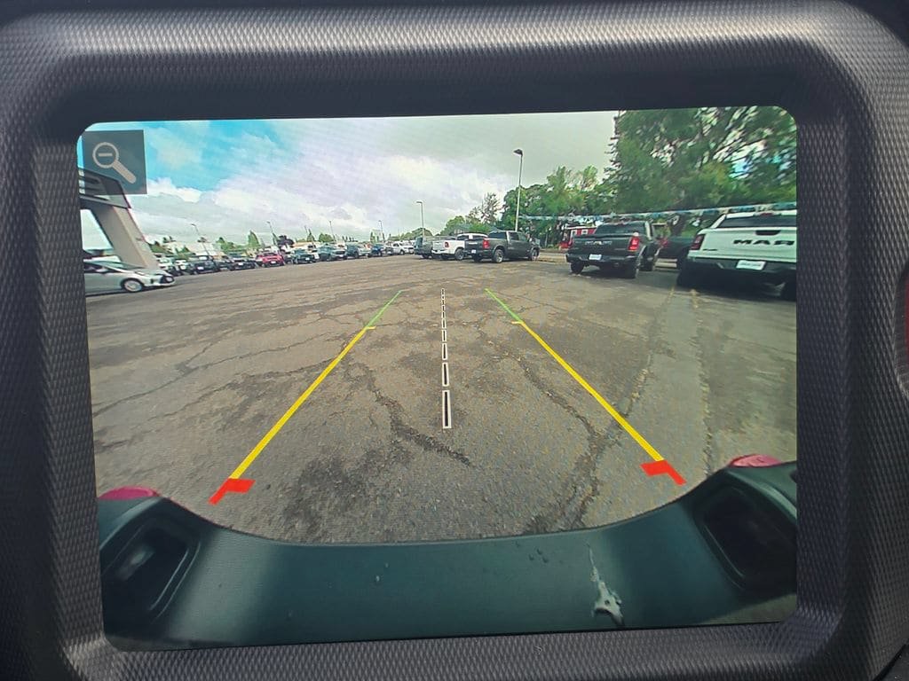 Used 2022 Jeep Gladiator Rubicon w/ Cold Weather Group AWD/4WD image 14