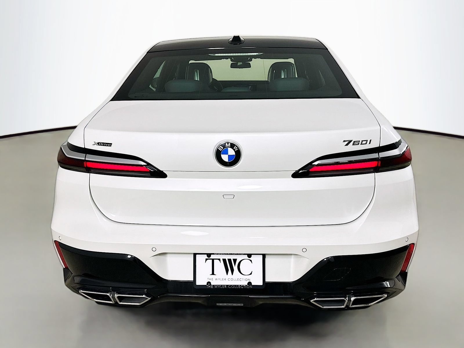 New 2026 BMW 760i xDrive w/ Executive Package AWD/4WD image 6