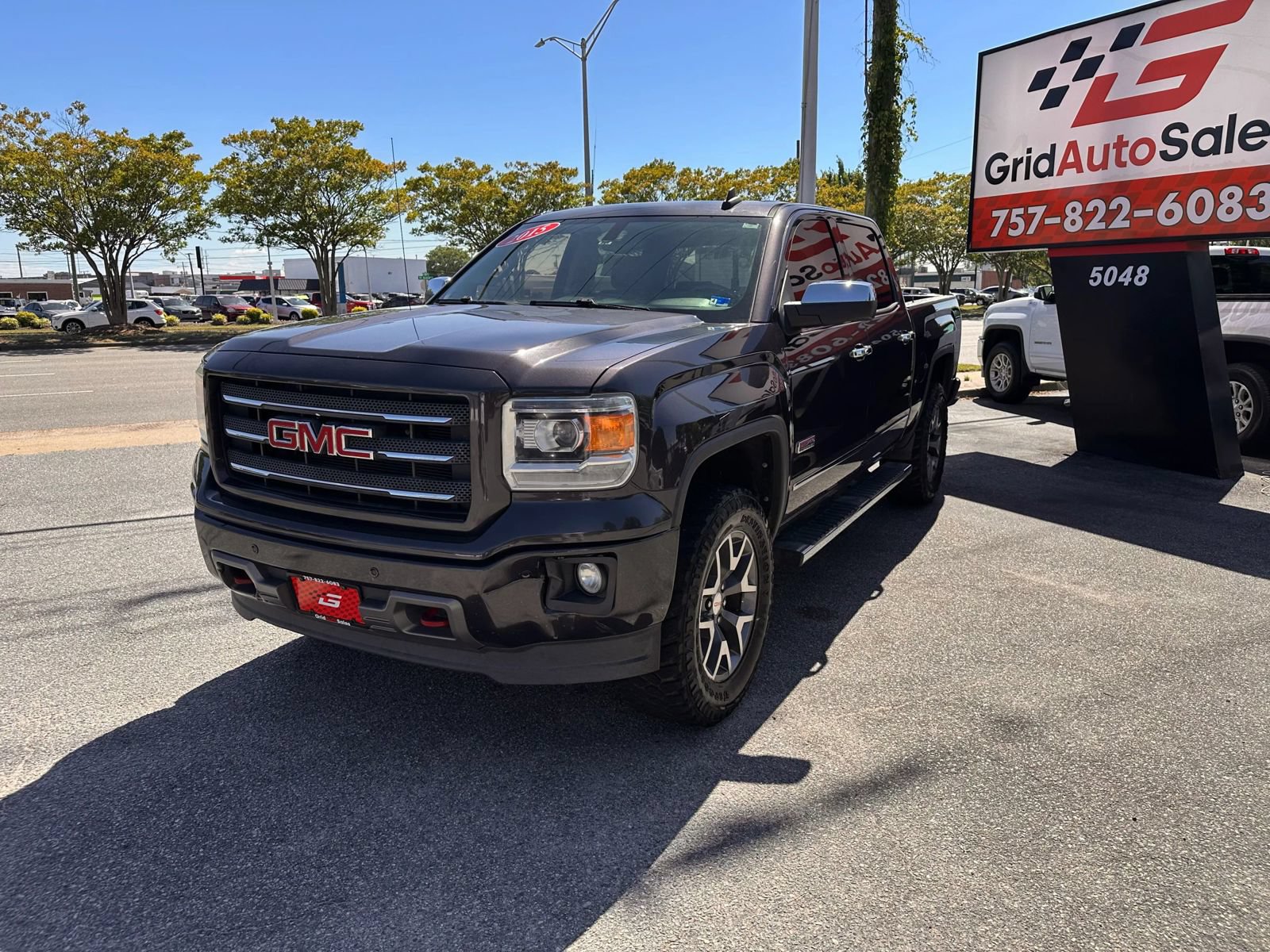 Used 2015 GMC Sierra 1500 SLT AWD/4WD image 8