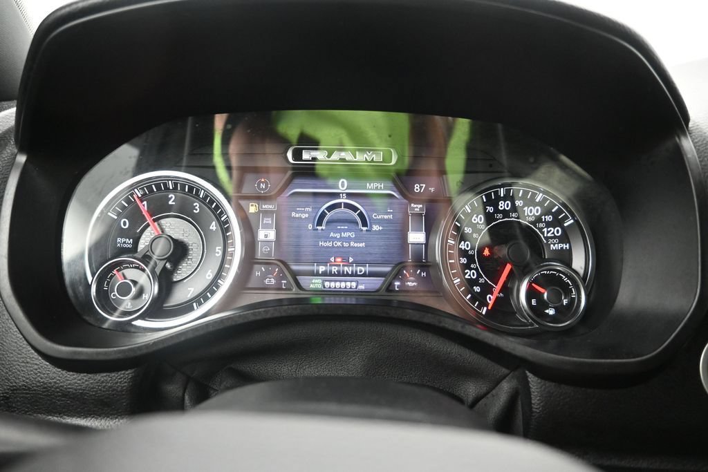 Used 2019 RAM 1500 Big Horn AWD/4WD image 14