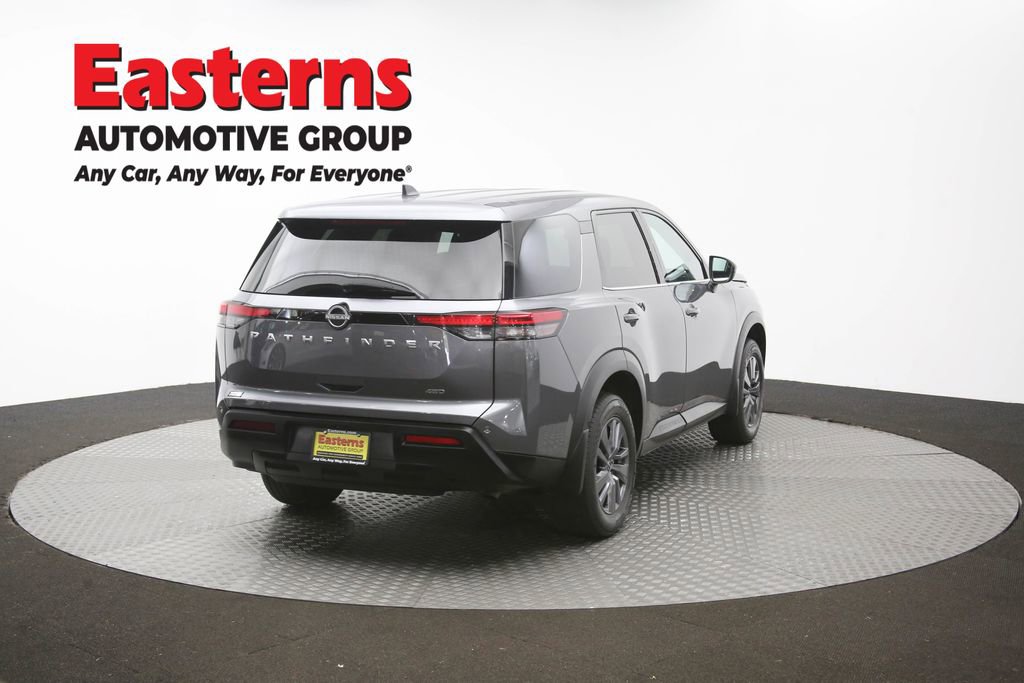 Used 2023 Nissan Pathfinder S AWD/4WD image 46