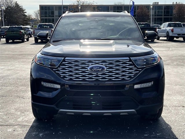 Certified 2023 Ford Explorer Platinum w/ Equipment Group 601A image 8