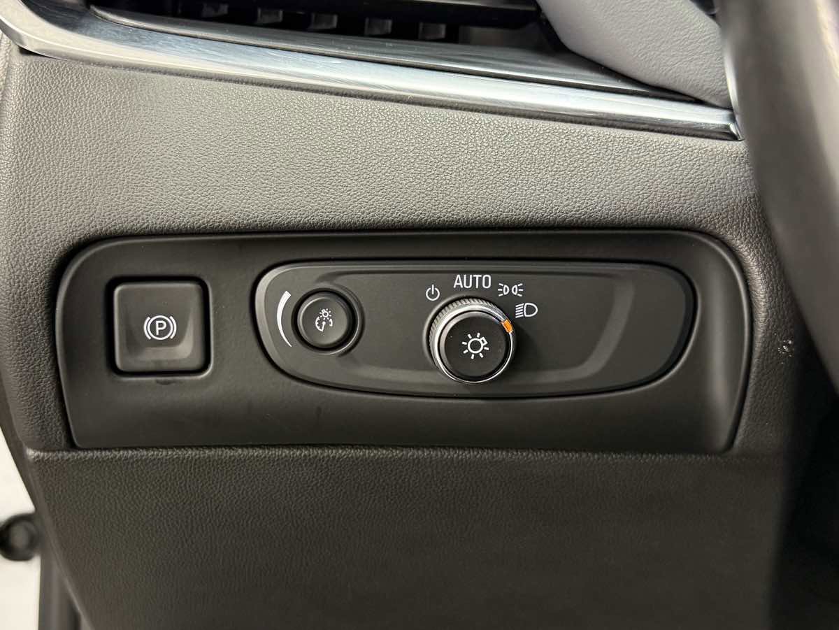 Used 2021 Buick Enclave Essence w/ Trailering Package, 5000 lbs. image 20