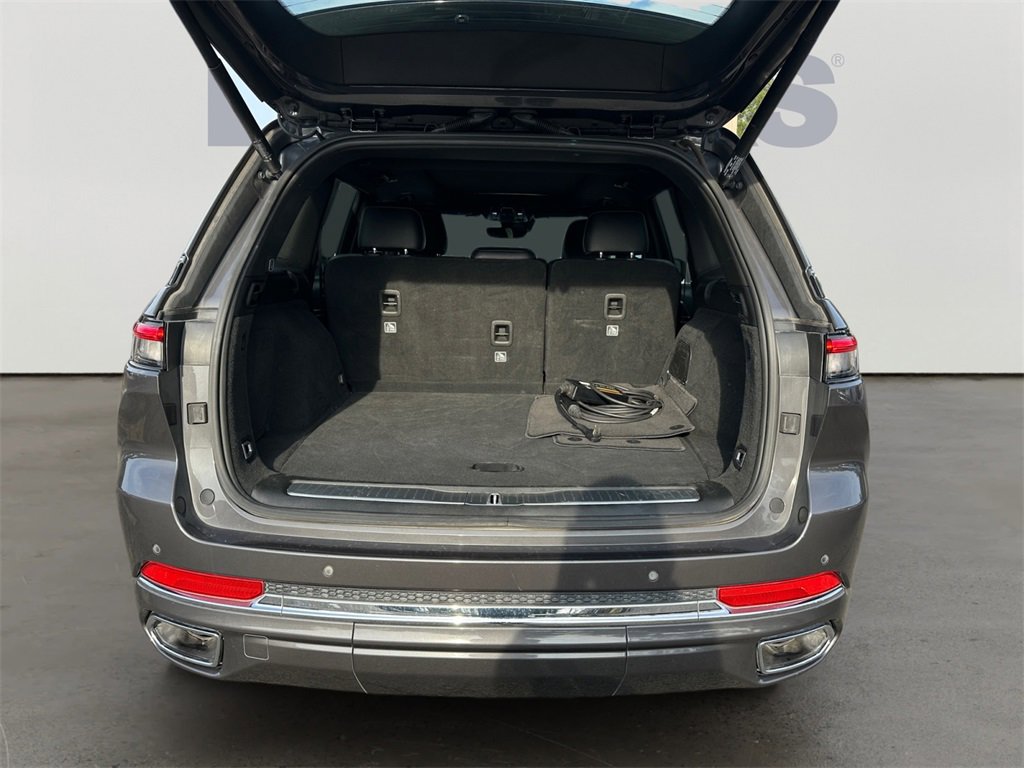 Used 2022 Jeep Grand Cherokee Overland image 14