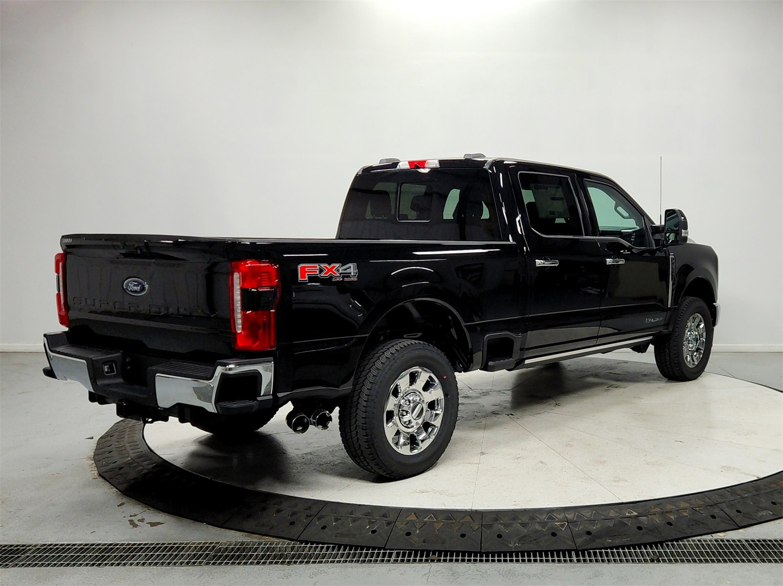 New 2026 Ford F250 Lariat w/ Lariat Ultimate Package image 7