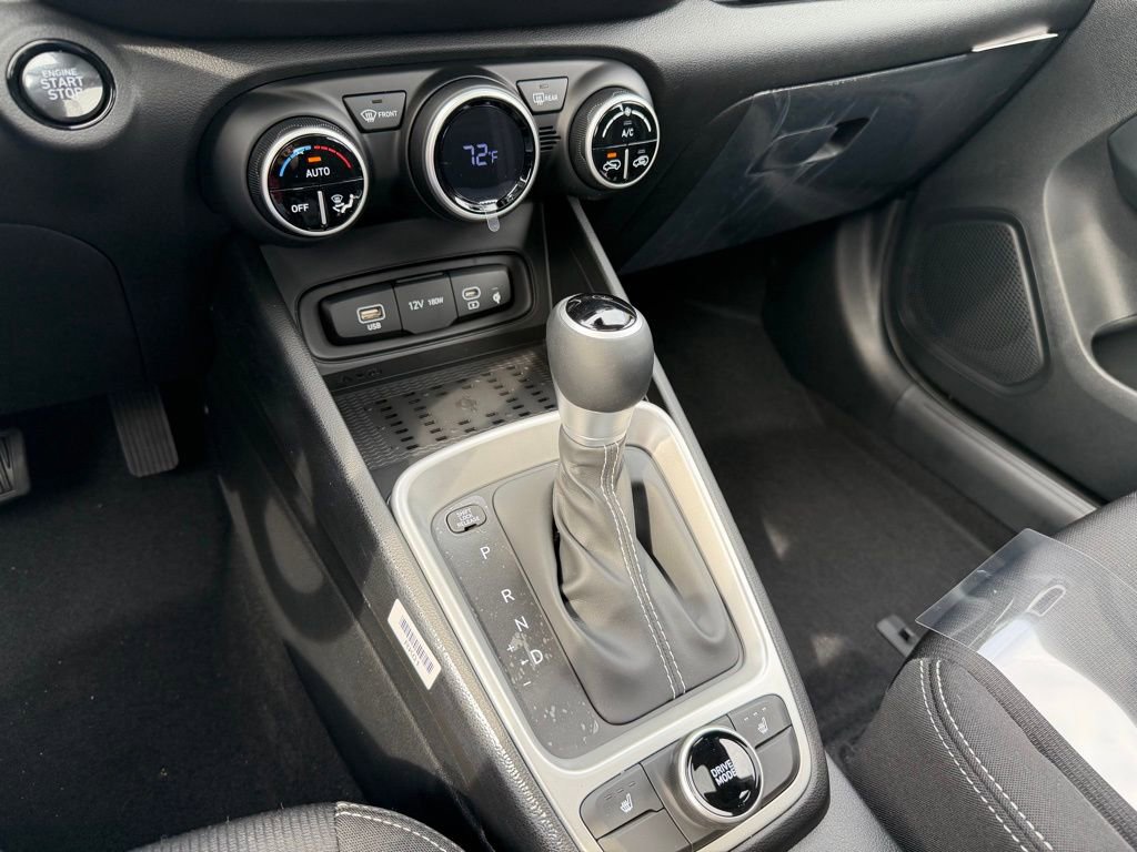 New 2026 Hyundai Venue SEL FWD image 26