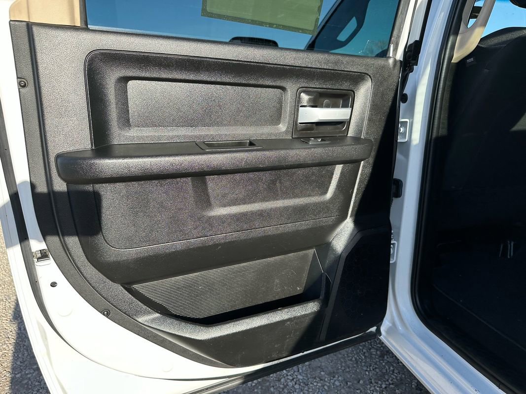 Used 2019 RAM 3500 Tradesman image 28