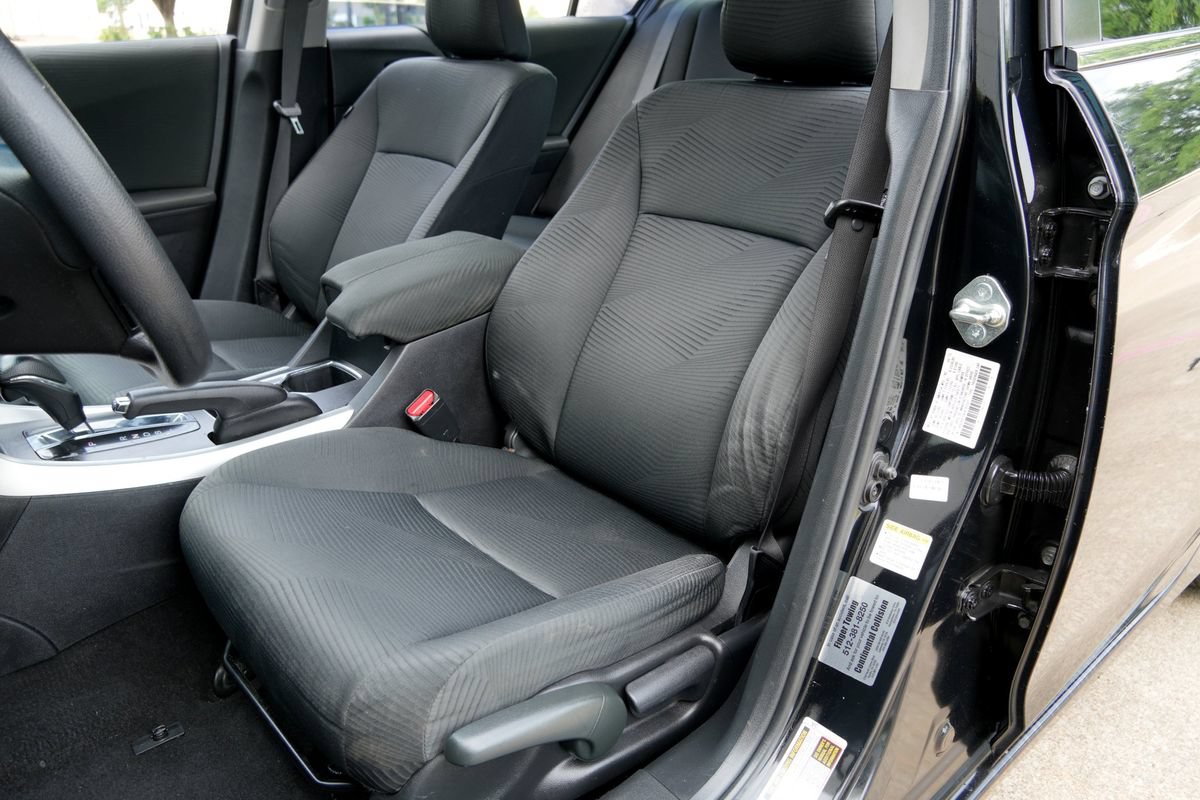 Used 2015 Honda Accord LX image 6