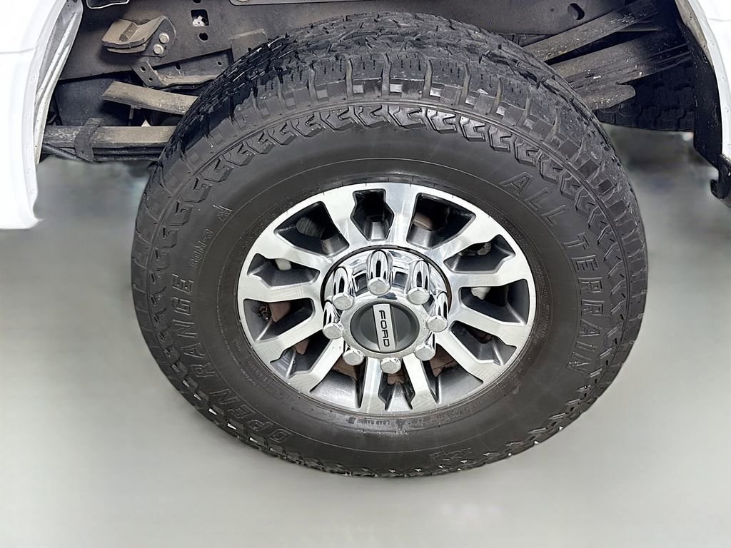 Used 2022 Ford F350 Lariat w/ Lariat Value Package image 26
