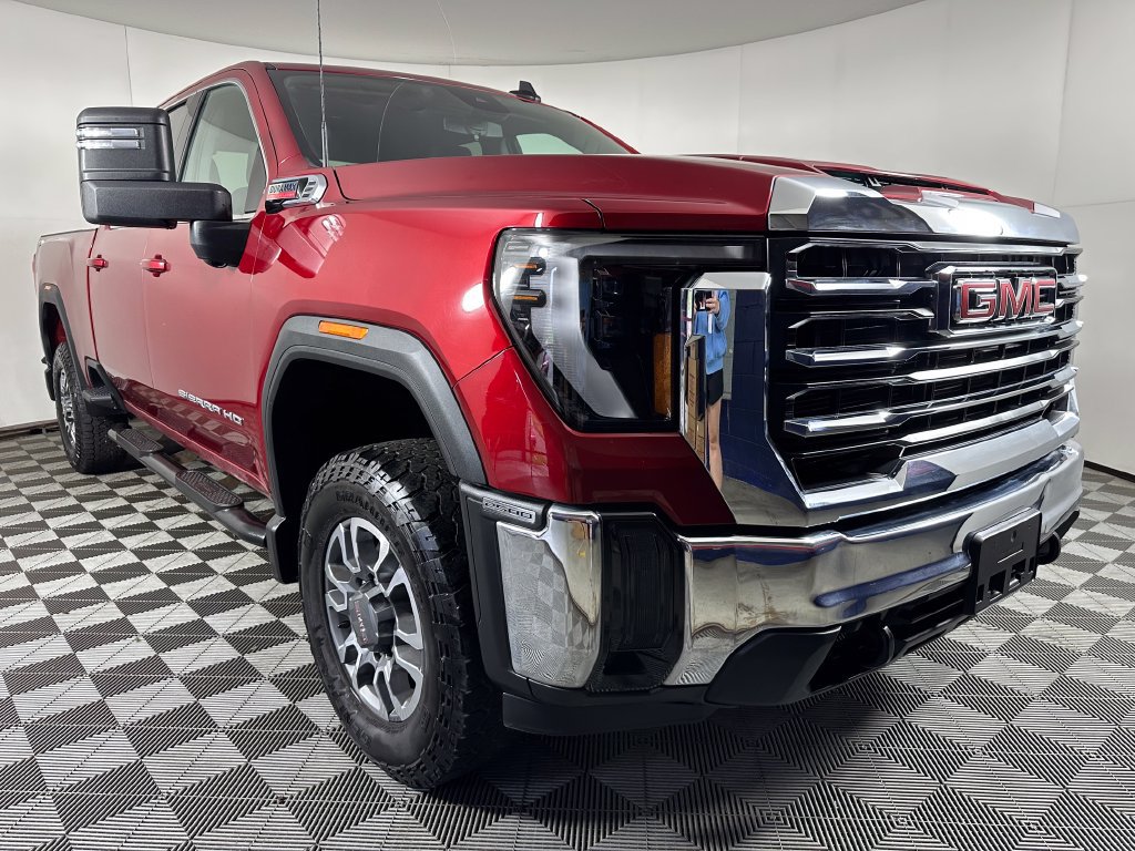 Used 2024 GMC Sierra 2500 SLE AWD/4WD image 7