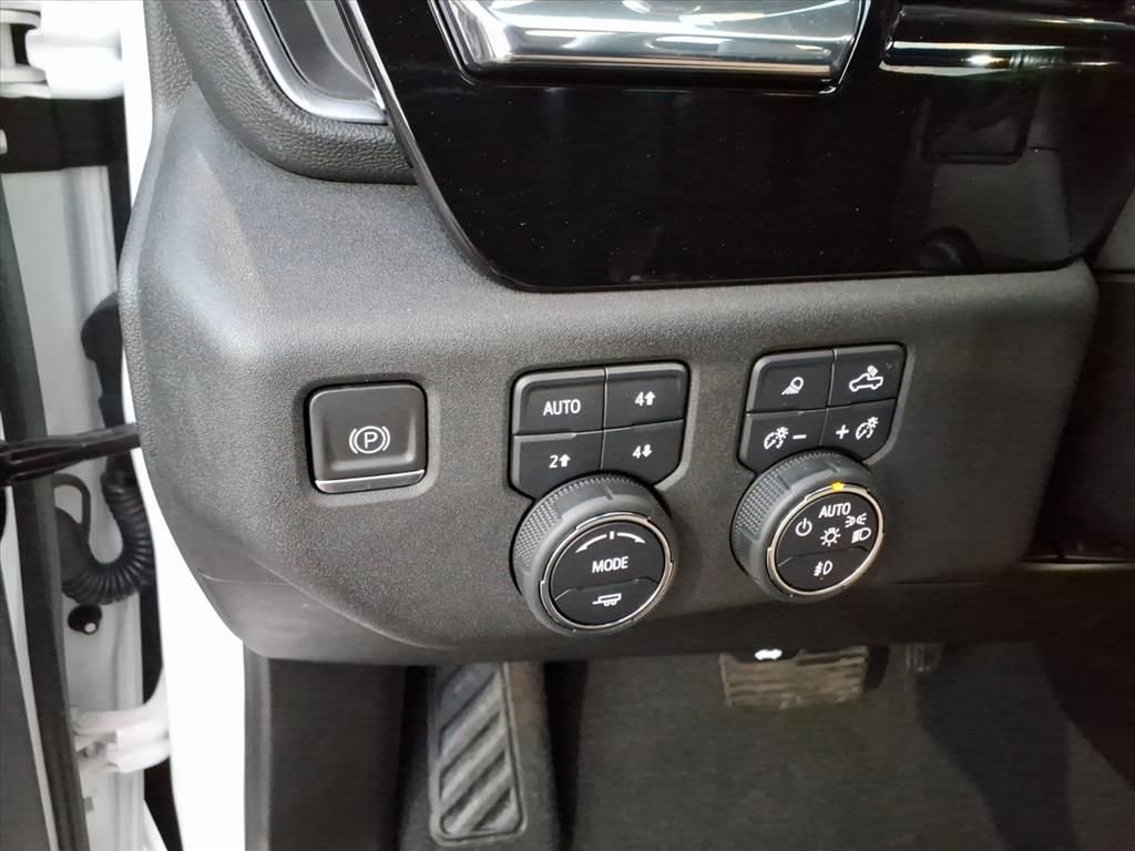 Certified 2023 Chevrolet Silverado 1500 High Country w/ High Country Premium Package AWD/4WD image 28