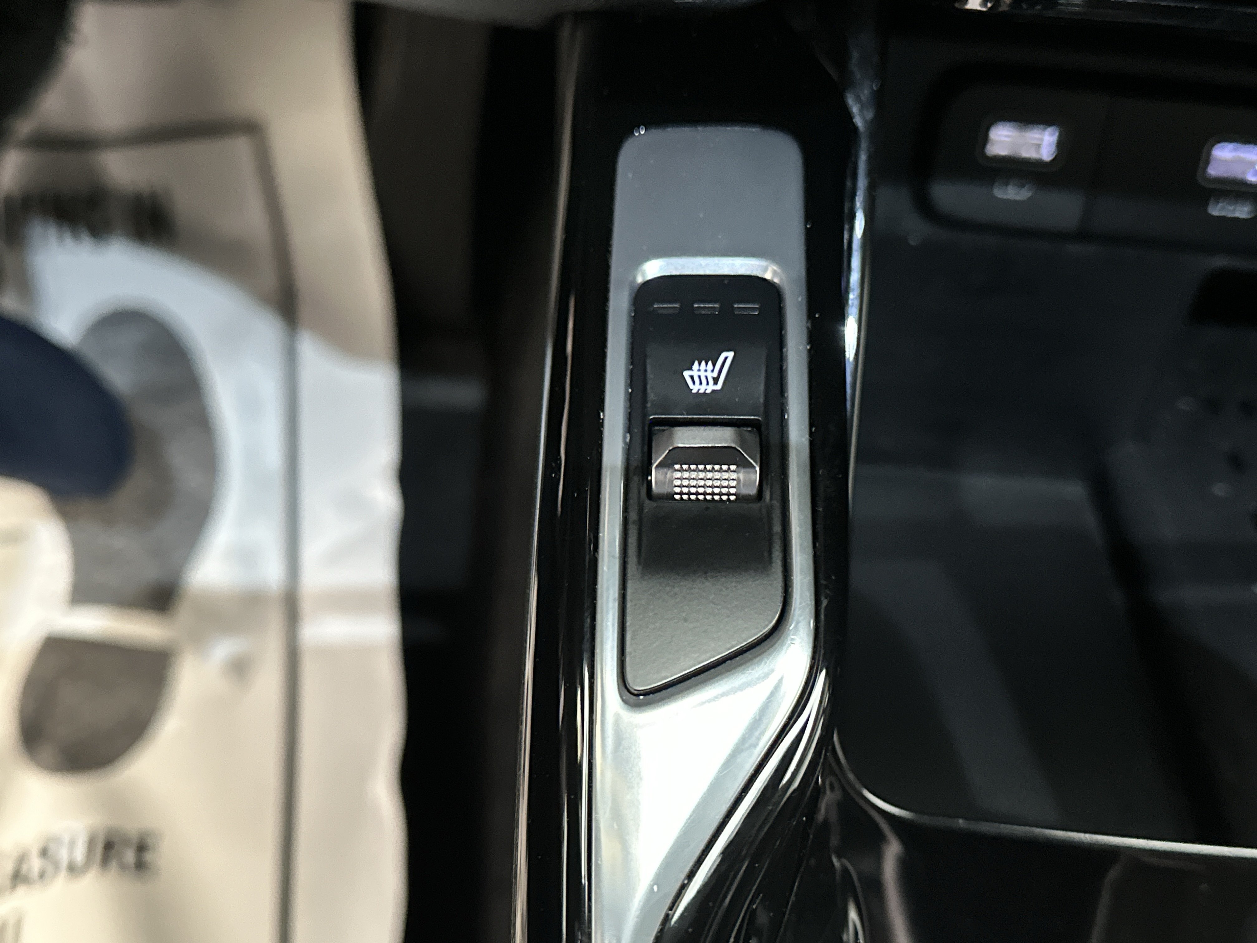 Used 2022 Kia Sorento SX FWD image 30