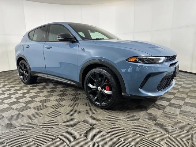 Used 2024 Dodge Hornet R/T image 2