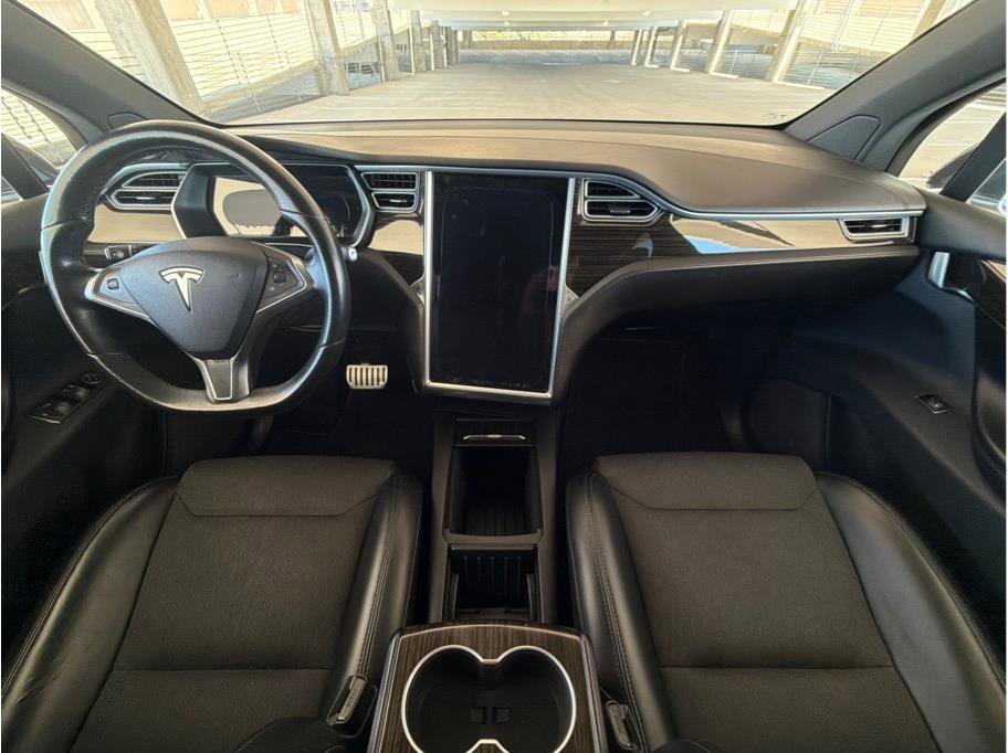 Used 2016 Tesla Model X Performance image 17