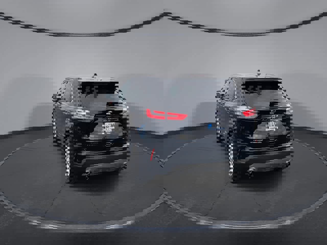 Used 2023 Ford Edge Titanium w/ Cargo Accessory Package image 7