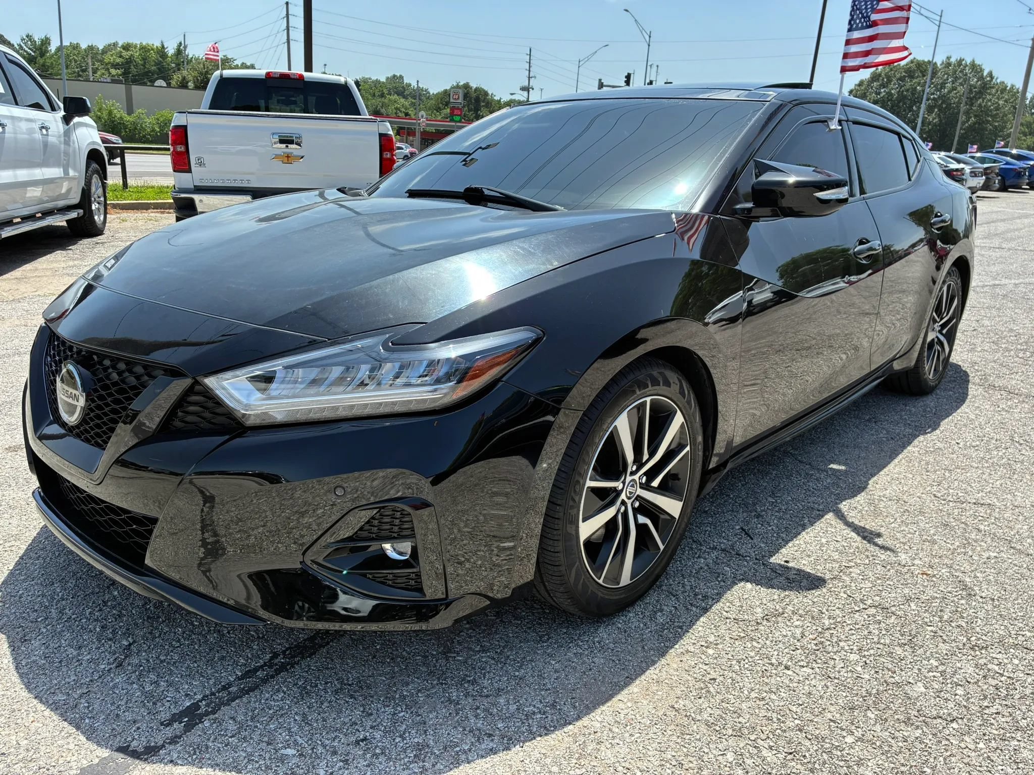 Used 2019 Nissan Maxima 3.5 SL w/ Floor Mat Group FWD image 2