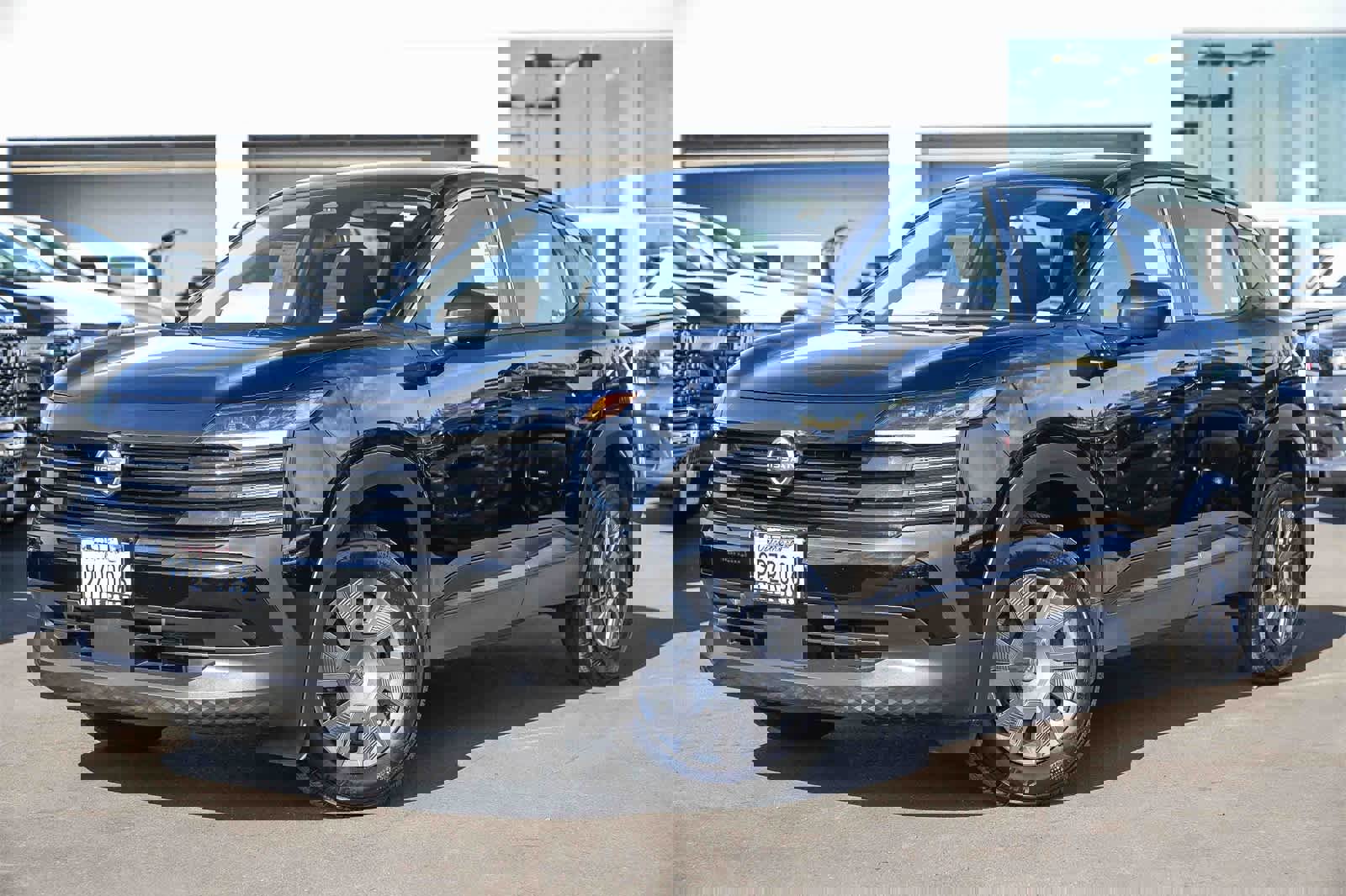 Used 2025 Nissan Kicks S w/ Charging Package image 1