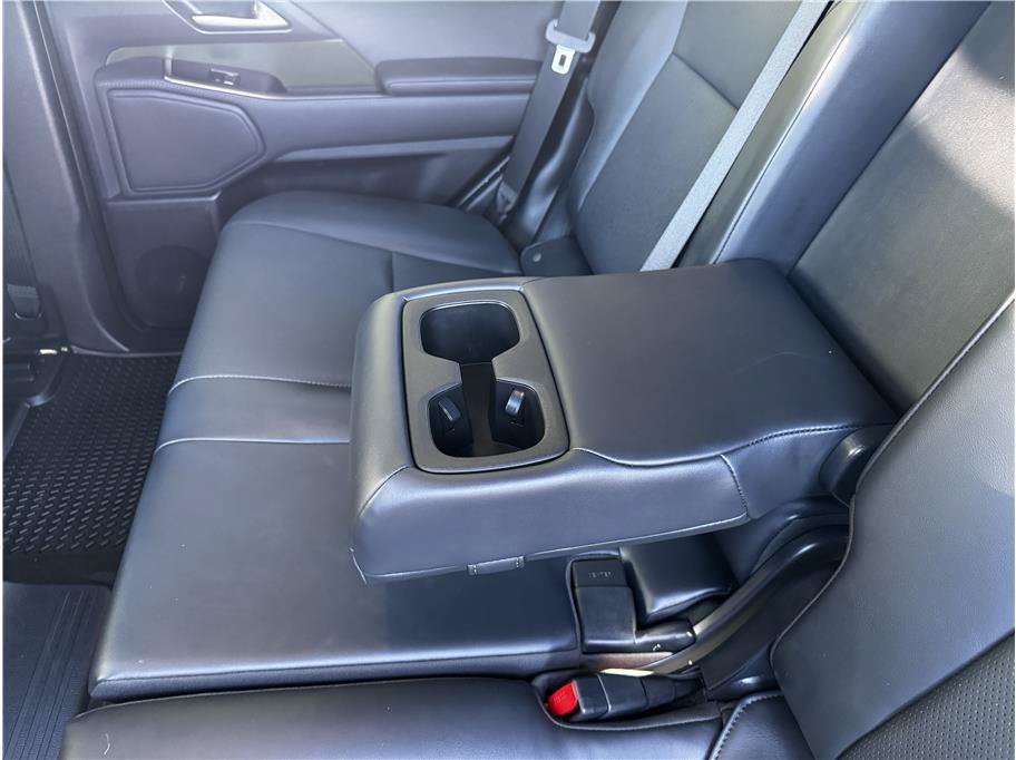 Used 2024 Lexus GX 550 AWD/4WD image 17