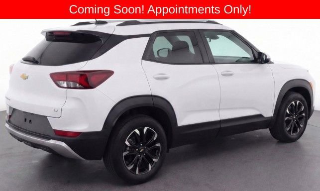 Used 2023 Chevrolet TrailBlazer LT FWD image 2