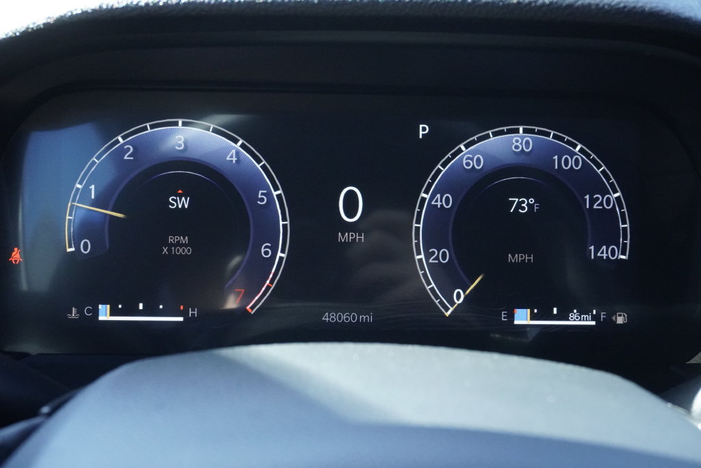 Used 2024 Jeep Grand Cherokee Altitude AWD/4WD image 11